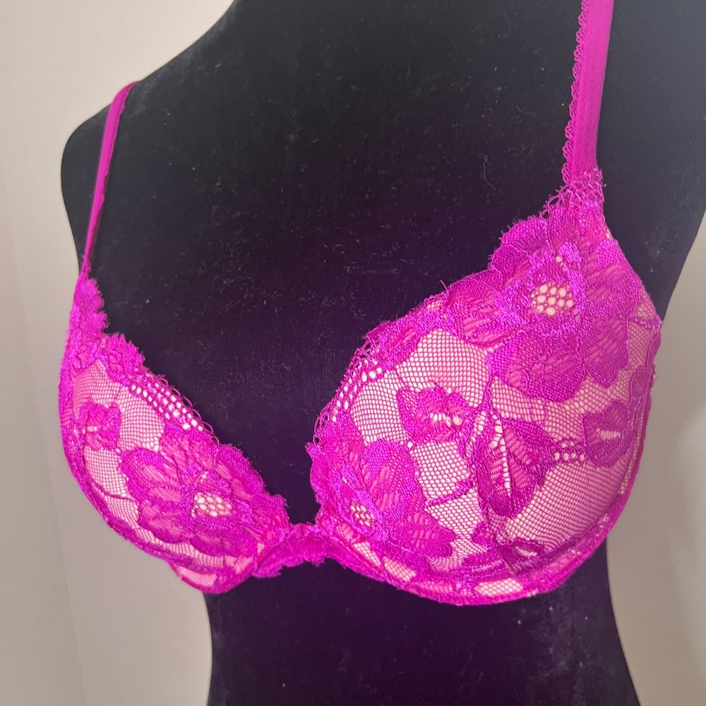 Victorias Secret 💜 Body by Victoria Push up Bra